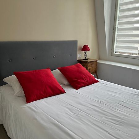 Chambres D'Hotes Noir Lion Peronne  Ngoại thất bức ảnh