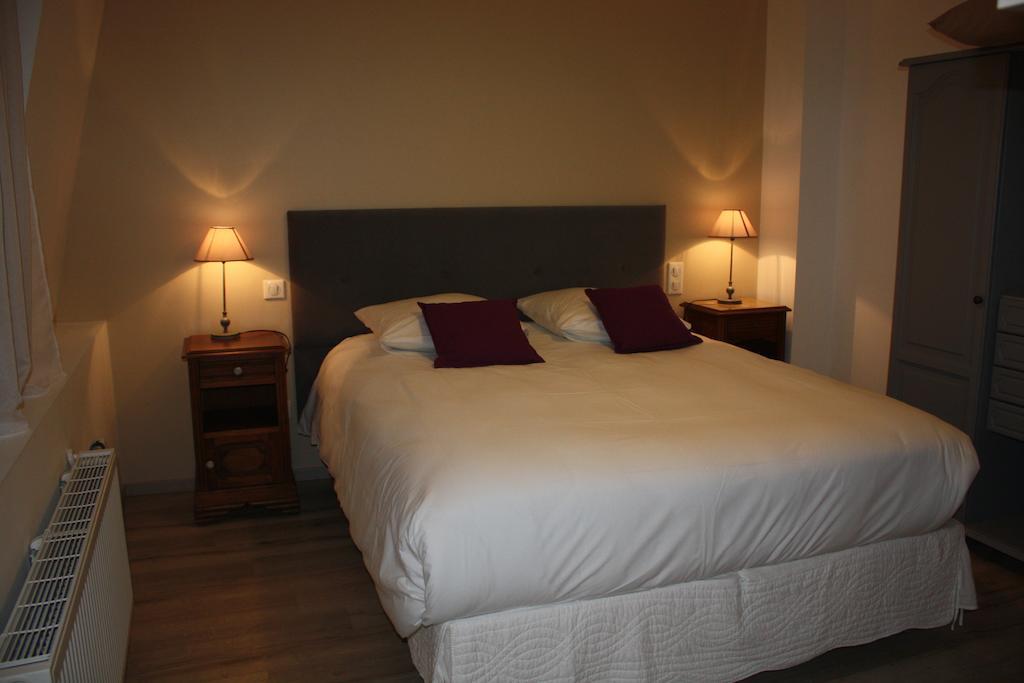 Chambres D'Hotes Noir Lion Peronne  Phòng bức ảnh